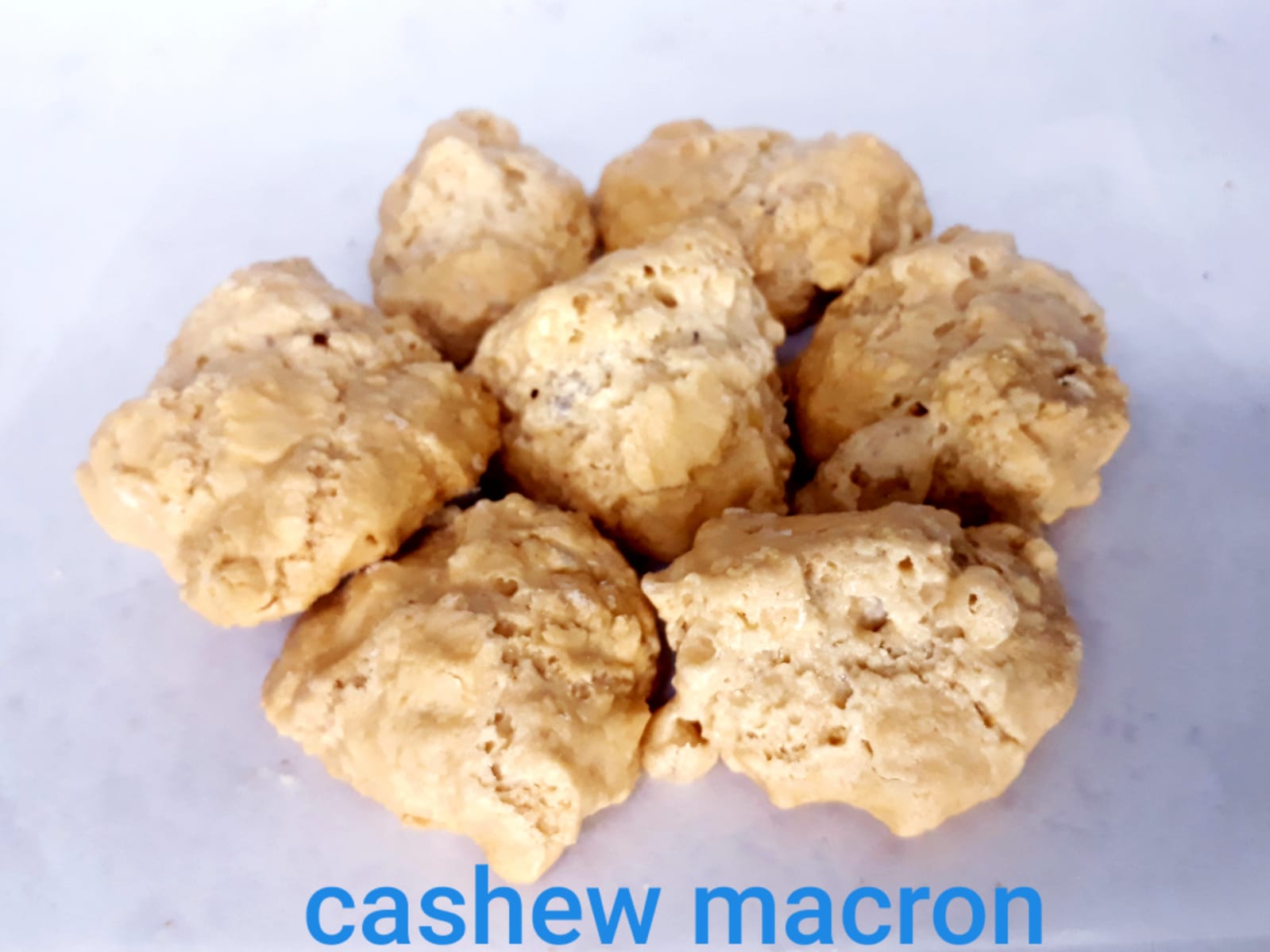 Cashew Macron